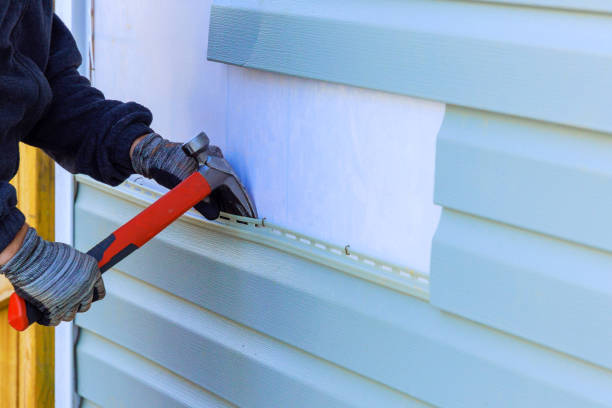 Reliable Wood Siding contractor in Courtland, VA by Creative Siding